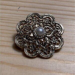 Vintage Gold-Tone Filigree Flower Pin Brooch With Faux Pearl Center